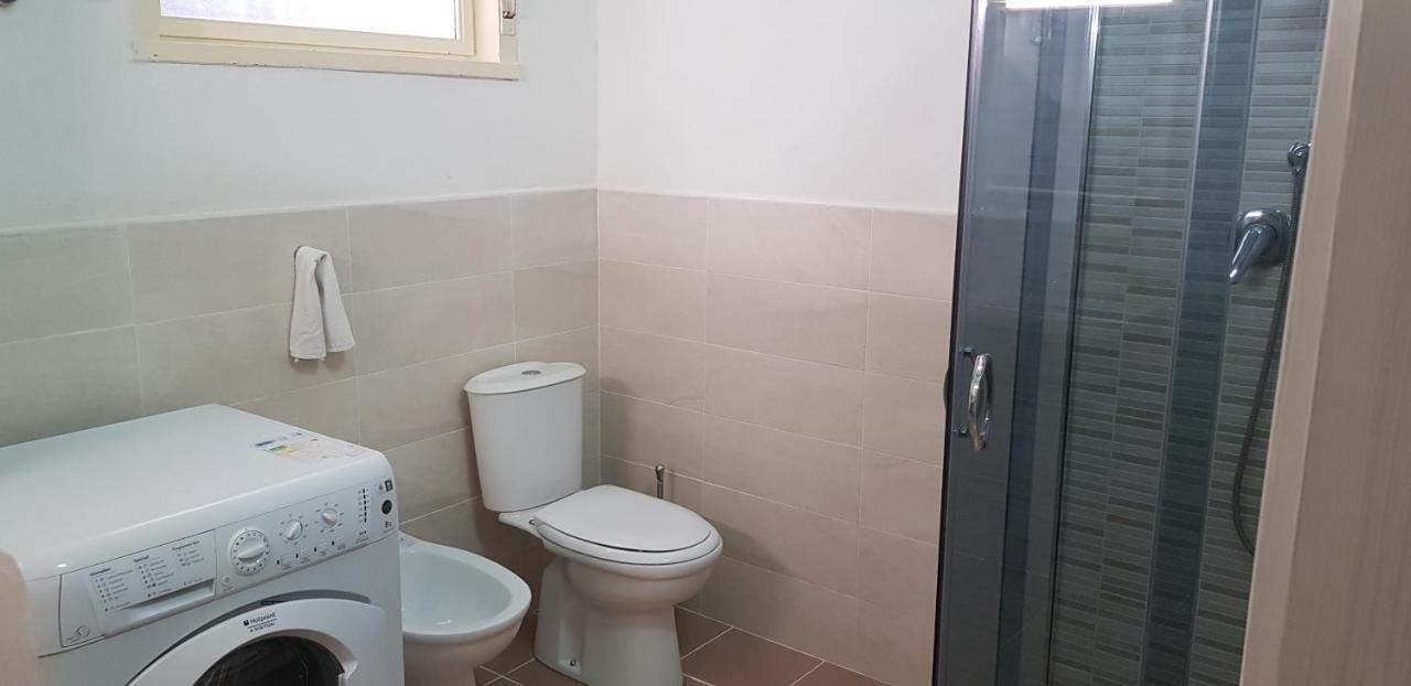 Casa Capri Lägenhet Giardini Naxos Exteriör bild